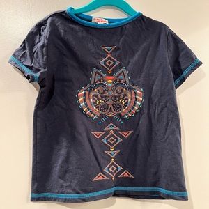 Embroidered navy t-shirt beautiful lion design, size 6, good condition